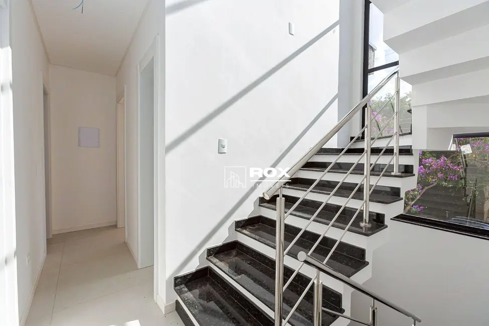 Foto 8 de Sobrado com 3 quartos à venda, 118m2 em Novo Mundo, Curitiba - PR