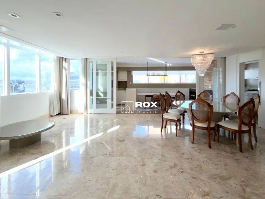 Foto 2 de Apartamento com 3 quartos para alugar, 285m2 em Batel, Curitiba - PR