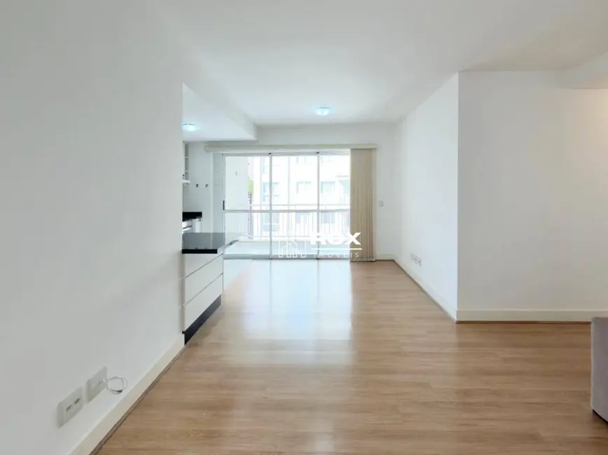 Foto 2 de Apartamento com 2 quartos para alugar, 95m2 em Água Verde, Curitiba - PR