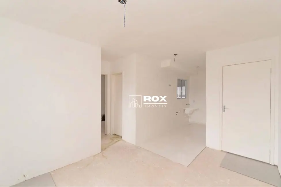 Apartamento com 2 quartos à venda, 46m2 em Jardim Campo Verde, Almirante Tamandare - PR - imagem 7 Foto 7 de Apartamento com 2 quartos à venda, 46m2 em Jardim Campo Verde, Almirante Tamandare - PR