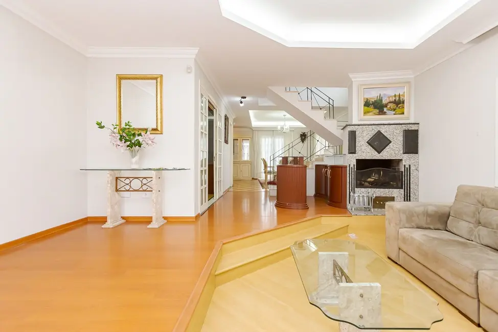 Foto 6 de Casa com 4 quartos para alugar, 784m2 em Hauer, Curitiba - PR