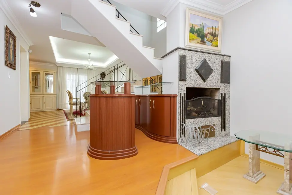 Foto 8 de Casa com 4 quartos para alugar, 784m2 em Hauer, Curitiba - PR