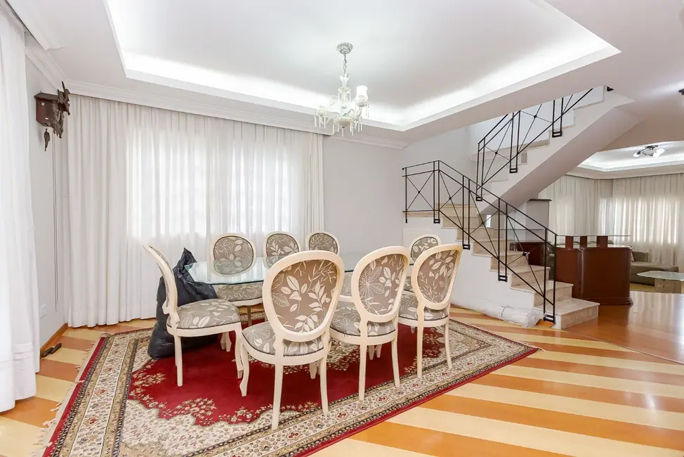 Foto 5 de Casa com 4 quartos para alugar, 784m2 em Hauer, Curitiba - PR