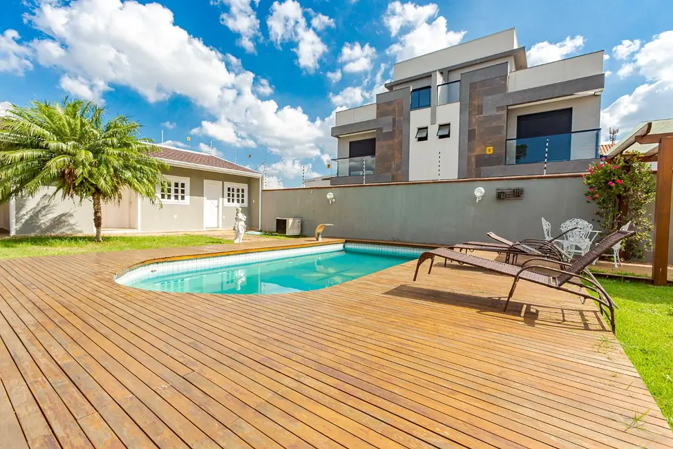 Foto 2 de Casa com 4 quartos para alugar, 784m2 em Hauer, Curitiba - PR