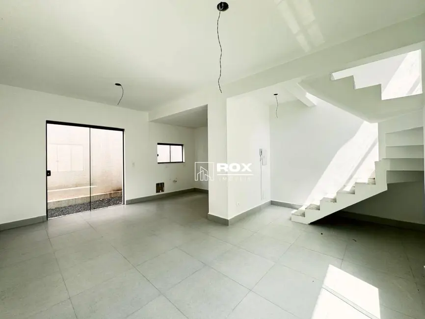 Foto 5 de Sobrado com 2 quartos à venda, 60m2 em Santa Felicidade, Curitiba - PR