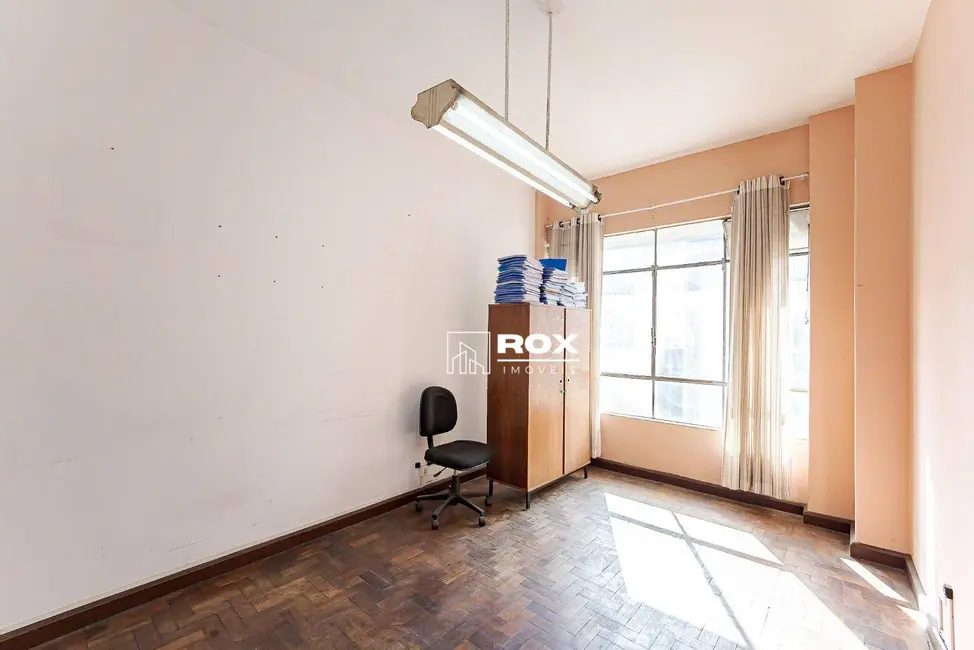 Foto 3 de Sala Comercial à venda, 31m2 em Centro, Curitiba - PR