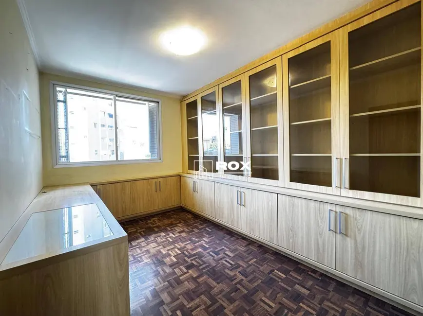 Foto 22 de Apartamento com 3 quartos para alugar, 250m2 em Batel, Curitiba - PR