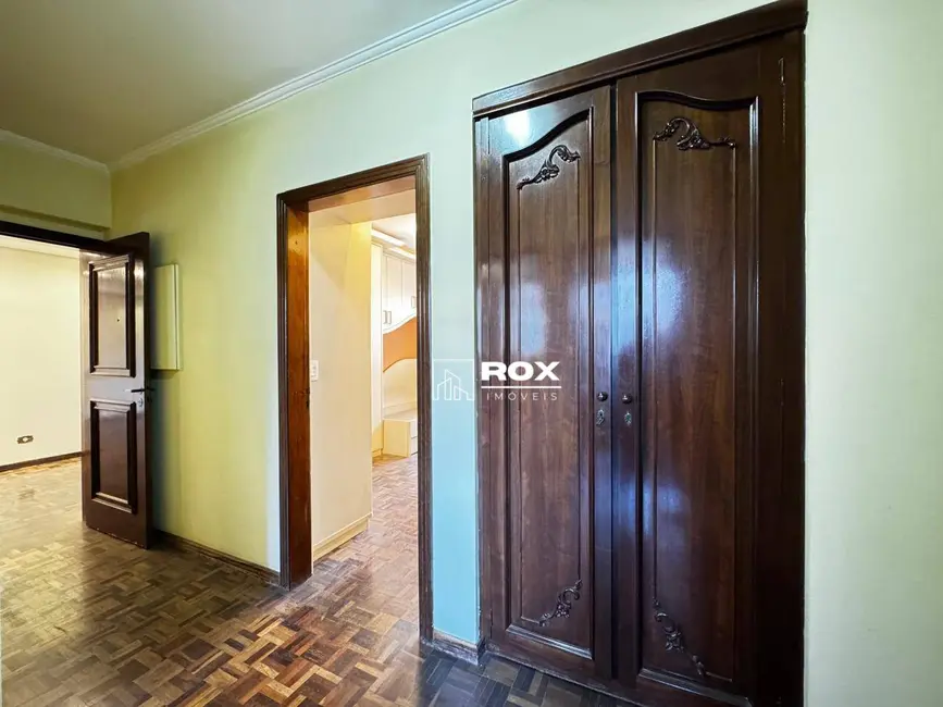 Foto 25 de Apartamento com 3 quartos para alugar, 250m2 em Batel, Curitiba - PR