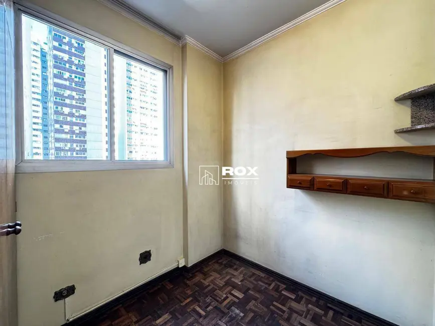 Foto 16 de Apartamento com 3 quartos para alugar, 250m2 em Batel, Curitiba - PR