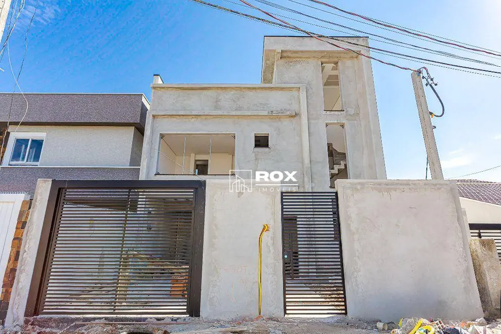 Foto 1 de Sobrado com 3 quartos à venda, 120m2 em Lindóia, Curitiba - PR