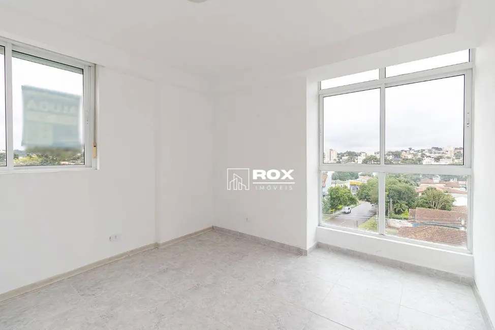 Foto 4 de Apartamento com 2 quartos para alugar, 99m2 em Tingui, Curitiba - PR