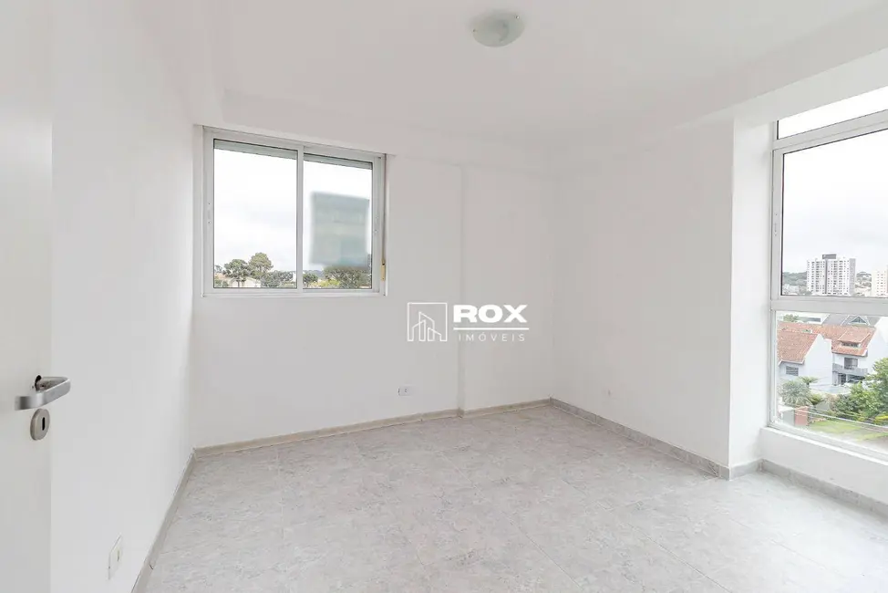 Foto 3 de Apartamento com 2 quartos para alugar, 99m2 em Tingui, Curitiba - PR