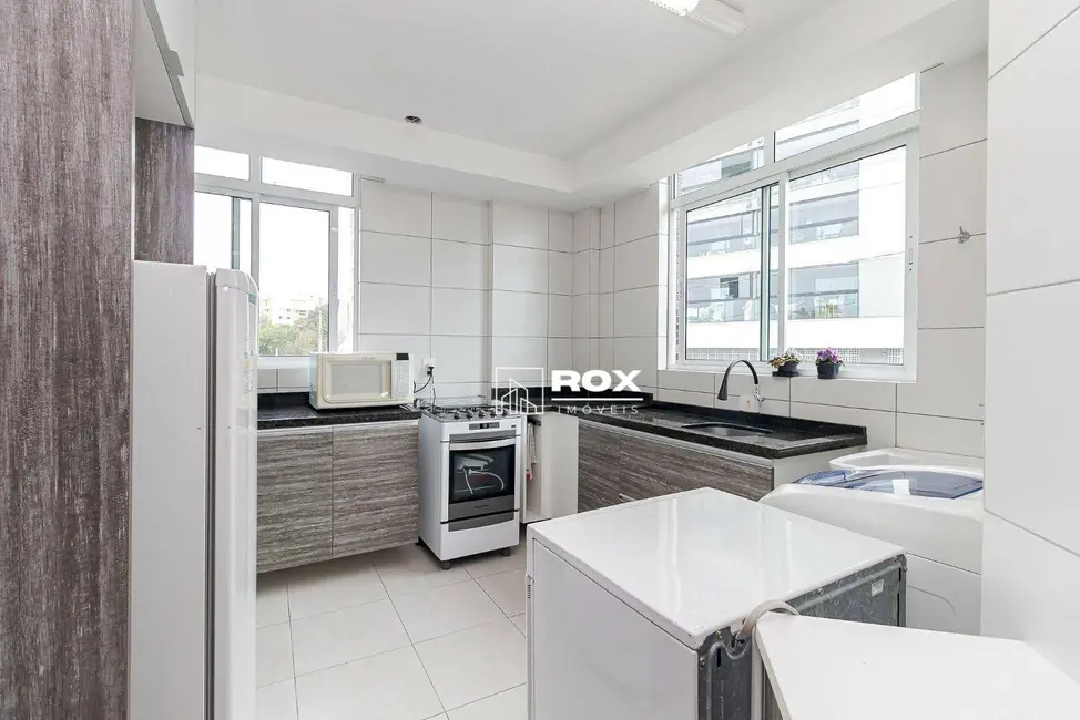 Foto 8 de Apartamento com 2 quartos para alugar, 99m2 em Tingui, Curitiba - PR