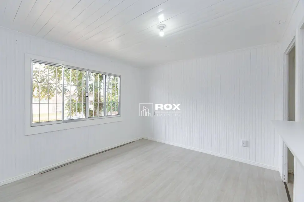 Foto 2 de Casa com 4 quartos para alugar, 300m2 em Santa Quitéria, Curitiba - PR