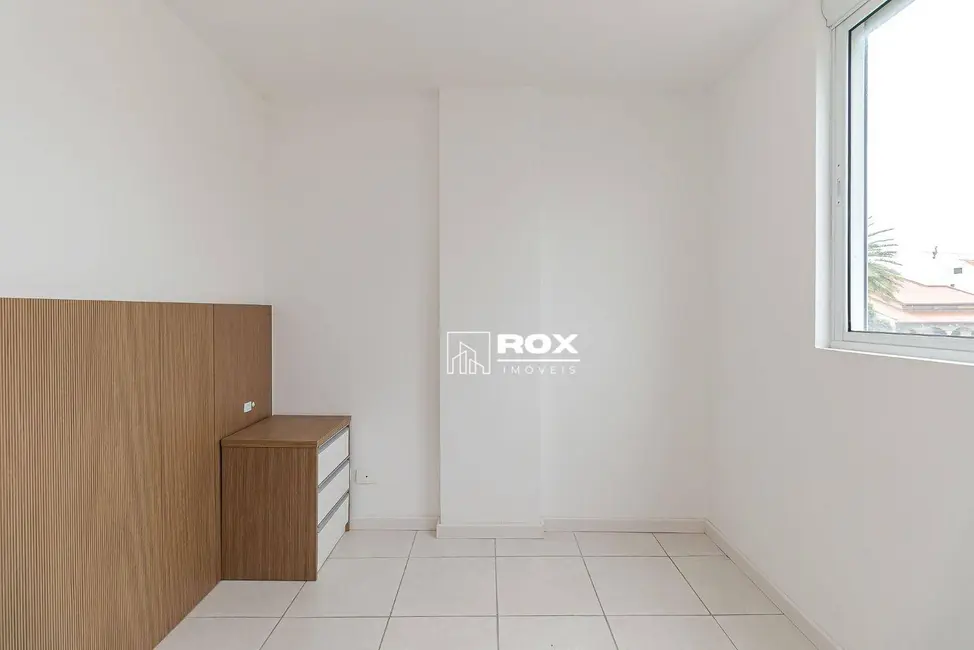 Foto 3 de Apartamento com 2 quartos para alugar, 99m2 em Tingui, Curitiba - PR