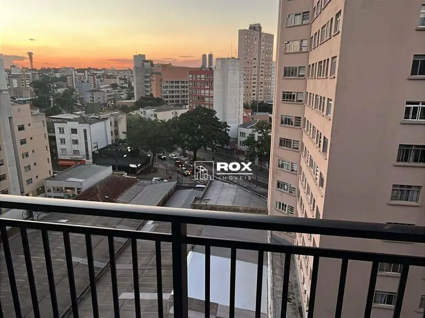 Kitnet com 1 quarto à venda, 21m2 em Centro, Curitiba - PR - imagem 6 Foto 6 de Kitnet com 1 quarto à venda, 21m2 em Centro, Curitiba - PR