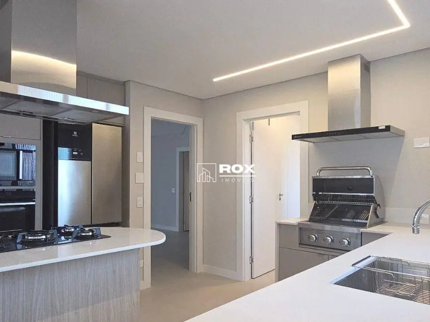 Foto 4 de Apartamento com 4 quartos à venda, 305m2 em Água Verde, Curitiba - PR