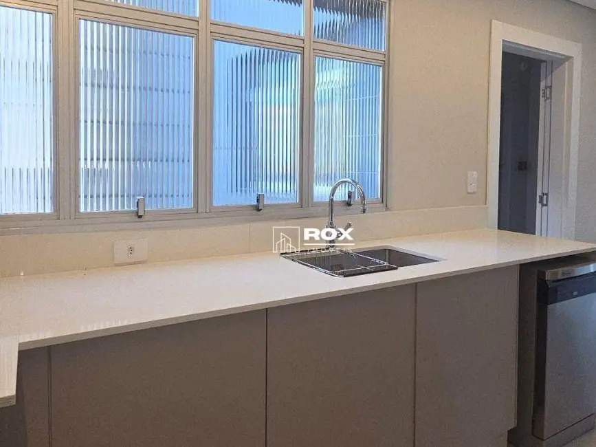 Foto 6 de Apartamento com 4 quartos à venda, 305m2 em Água Verde, Curitiba - PR