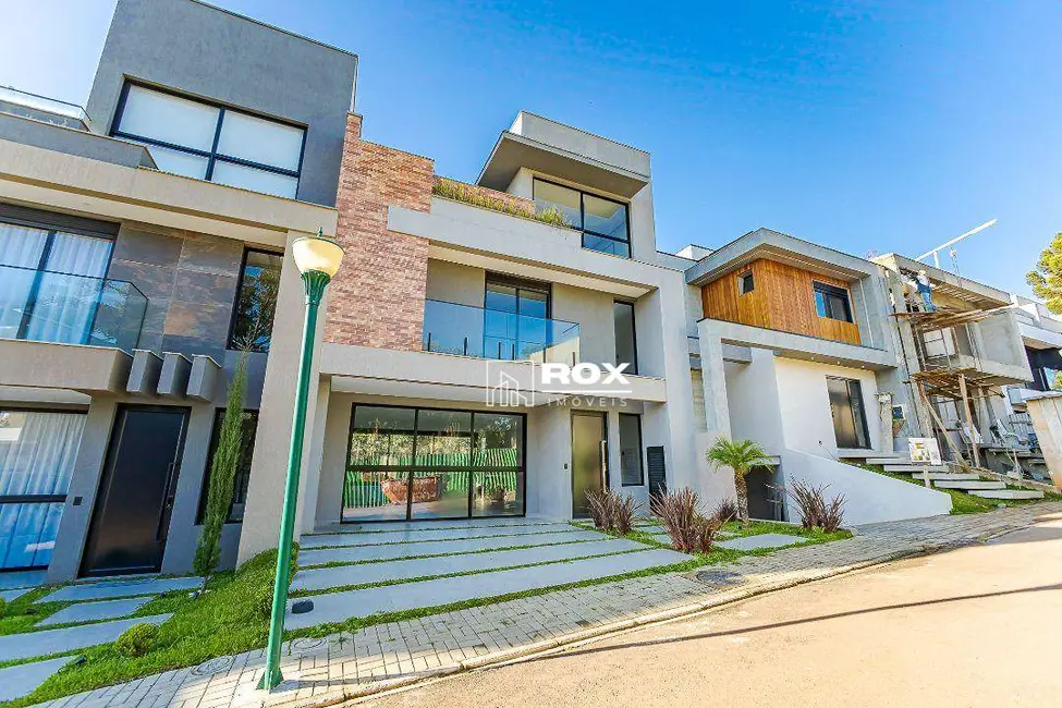 Casa de Condomínio com 3 quartos à venda, 187m2 em Pilarzinho, Curitiba - PR - imagem 1 Foto 1 de Casa de Condomínio com 3 quartos à venda, 187m2 em Pilarzinho, Curitiba - PR