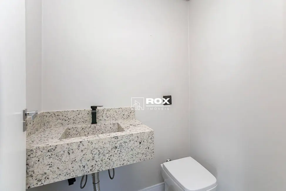 Casa de Condomínio com 3 quartos à venda, 187m2 em Pilarzinho, Curitiba - PR - imagem 5 Foto 5 de Casa de Condomínio com 3 quartos à venda, 187m2 em Pilarzinho, Curitiba - PR