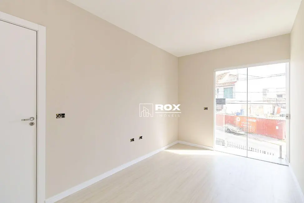 Sobrado com 3 quartos à venda, 93m2 em Cidade Industrial, Curitiba - PR - imagem 5 Foto 5 de Sobrado com 3 quartos à venda, 93m2 em Cidade Industrial, Curitiba - PR