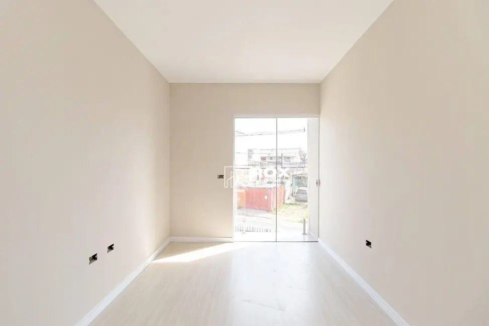 Sobrado com 3 quartos à venda, 93m2 em Cidade Industrial, Curitiba - PR - imagem 4 Foto 4 de Sobrado com 3 quartos à venda, 93m2 em Cidade Industrial, Curitiba - PR