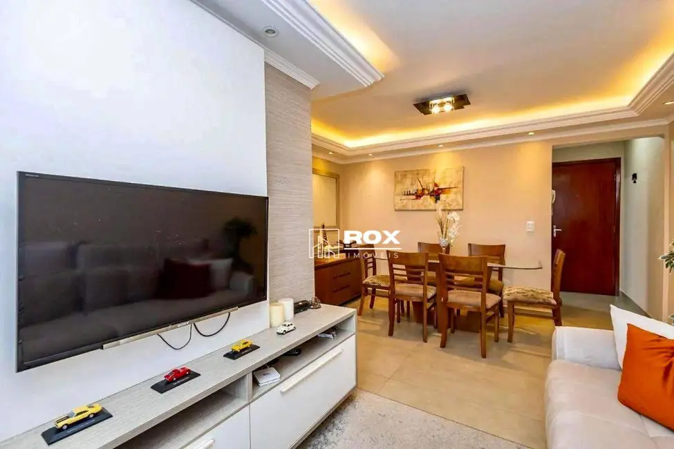 Apartamento com 3 quartos à venda, 90m2 em Pinheirinho, Curitiba - PR - imagem 4 Foto 4 de Apartamento com 3 quartos à venda, 90m2 em Pinheirinho, Curitiba - PR