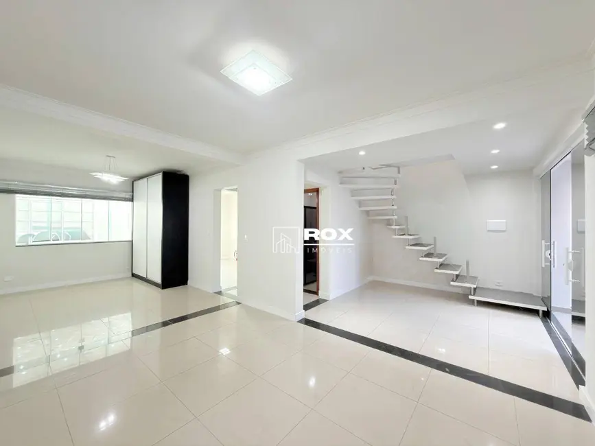 Foto 5 de Casa com 3 quartos para alugar, 119m2 em Bairro Alto, Curitiba - PR