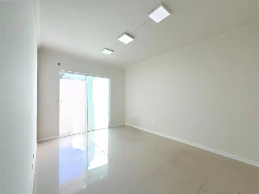 Foto 9 de Casa com 3 quartos para alugar, 119m2 em Bairro Alto, Curitiba - PR
