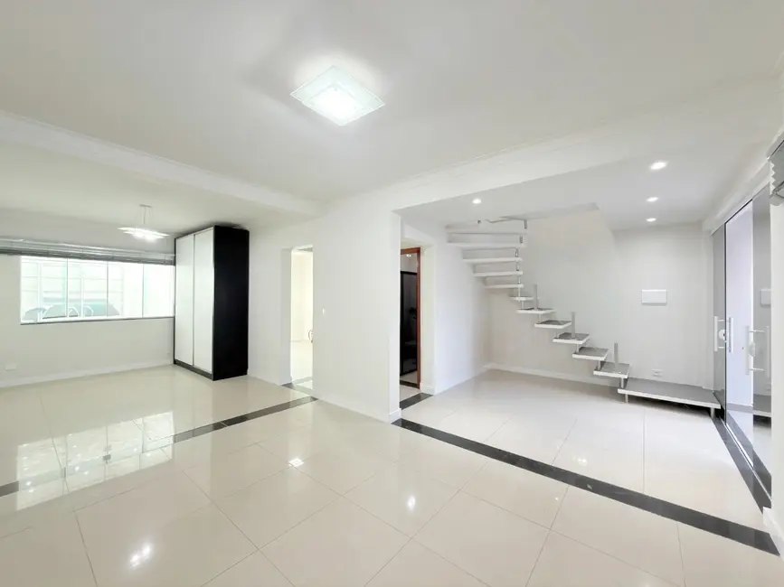 Foto 4 de Casa com 3 quartos para alugar, 119m2 em Bairro Alto, Curitiba - PR