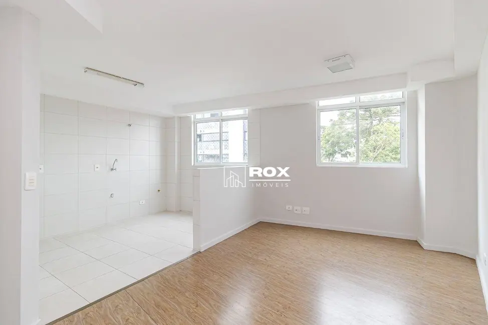 Foto 13 de Apartamento com 2 quartos para alugar, 99m2 em Tingui, Curitiba - PR