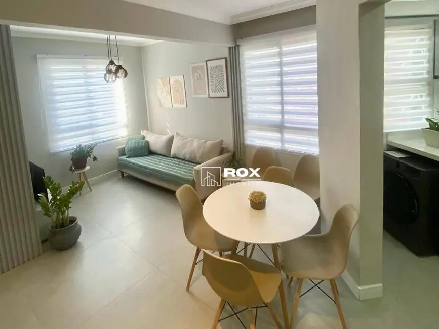Foto 5 de Apartamento com 2 quartos à venda, 80m2 em Bigorrilho, Curitiba - PR