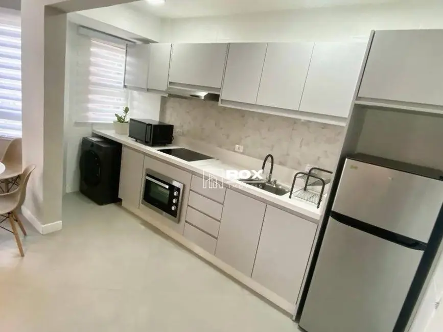 Foto 2 de Apartamento com 2 quartos à venda, 80m2 em Bigorrilho, Curitiba - PR