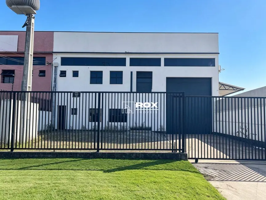Foto 1 de Armazém / Galpão à venda, 1500m2 em Colombo - PR