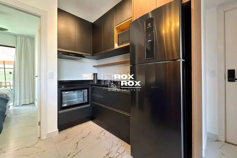 Foto 4 de Apartamento com 1 quarto para alugar, 62m2 em Batel, Curitiba - PR