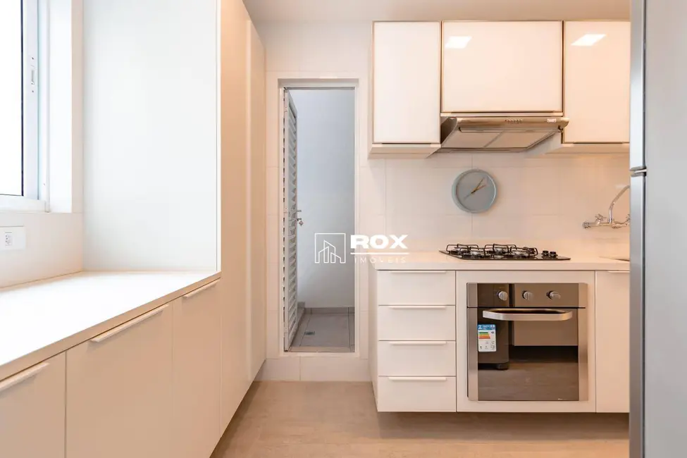 Apartamento com 3 quartos à venda, 123m2 em Batel, Curitiba - PR - imagem 4 Foto 4 de Apartamento com 3 quartos à venda, 123m2 em Batel, Curitiba - PR