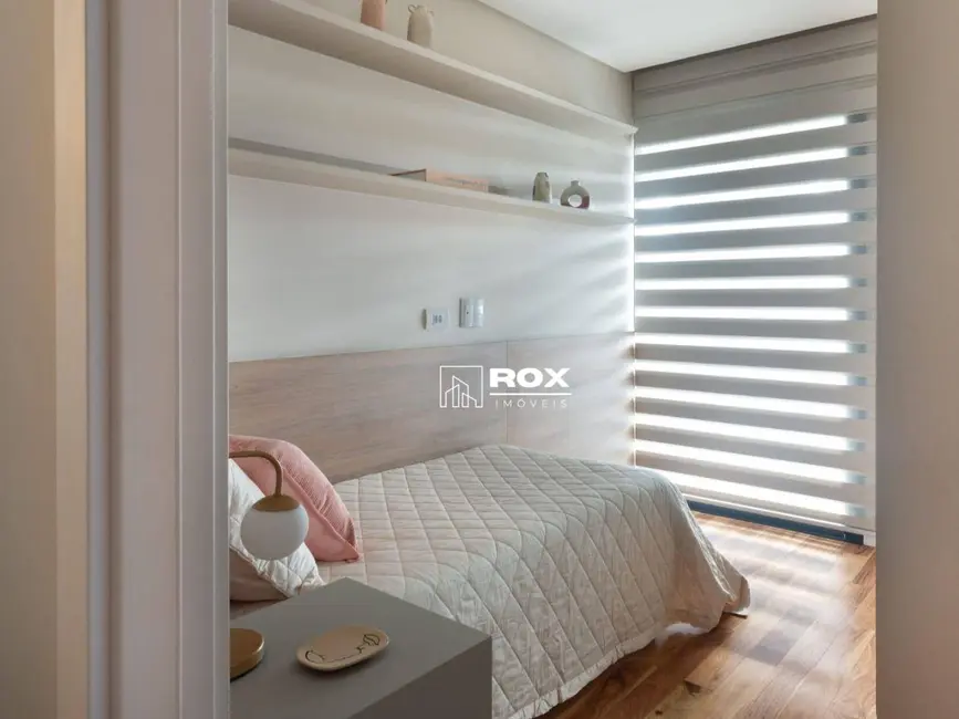 Apartamento com 3 quartos à venda, 131m2 em Cabral, Curitiba - PR - imagem 5 Foto 5 de Apartamento com 3 quartos à venda, 131m2 em Cabral, Curitiba - PR
