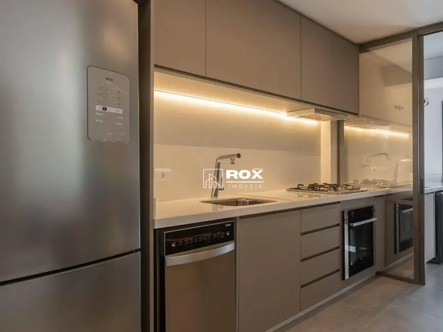 Apartamento com 3 quartos à venda, 131m2 em Cabral, Curitiba - PR - imagem 4 Foto 4 de Apartamento com 3 quartos à venda, 131m2 em Cabral, Curitiba - PR