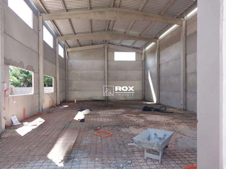 Foto 2 de Armazém / Galpão para alugar, 430m2 em Roseira, Sao Jose Dos Pinhais - PR
