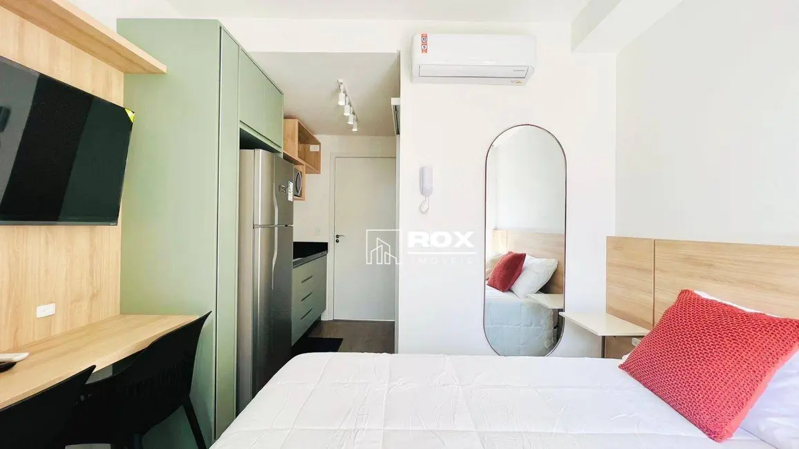 Foto 1 de Apartamento com 1 quarto para alugar, 30m2 em Centro, Curitiba - PR