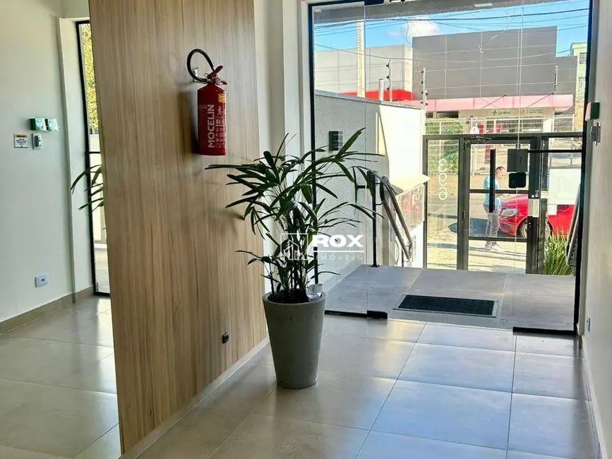 Kitnet à venda, 33m2 em Rebouças, Curitiba - PR - imagem 8 Foto 8 de Kitnet à venda, 33m2 em Rebouças, Curitiba - PR