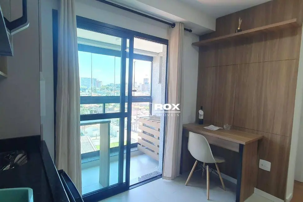 Foto 3 de Kitnet com 1 quarto para alugar, 35m2 em Novo Mundo, Curitiba - PR