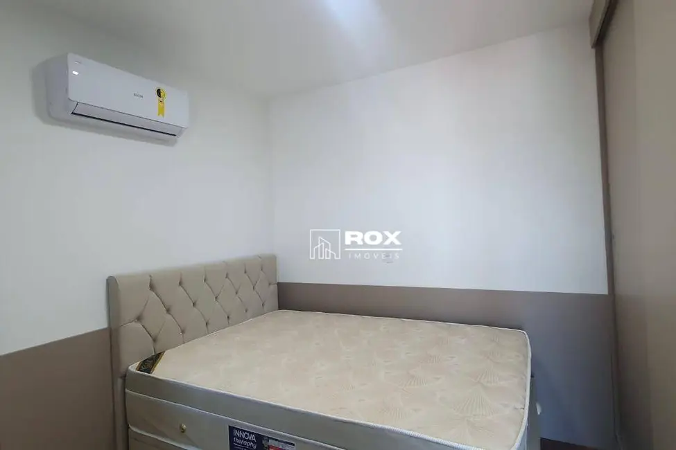 Foto 6 de Kitnet com 1 quarto para alugar, 35m2 em Novo Mundo, Curitiba - PR