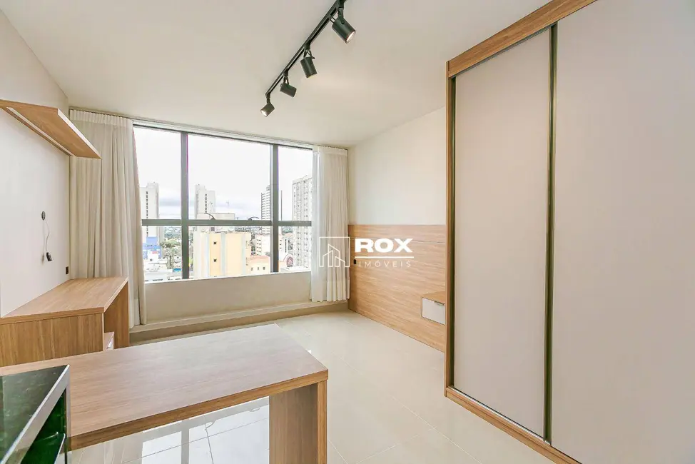 Foto 4 de Kitnet com 1 quarto para alugar, 32m2 em Centro, Curitiba - PR