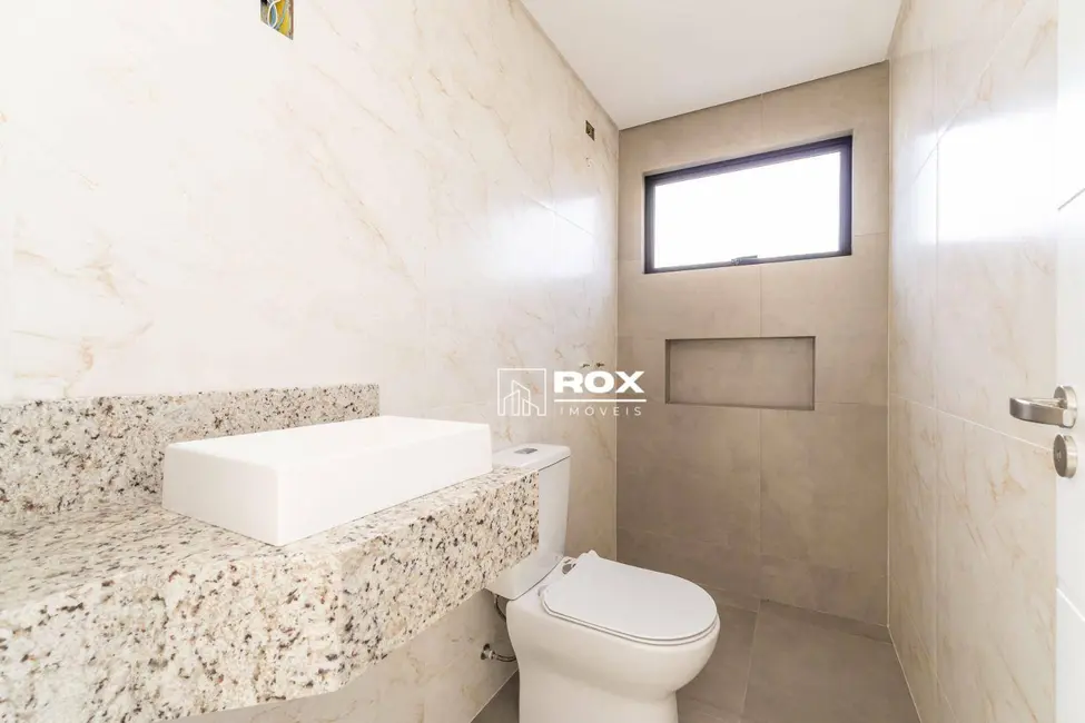 Foto 4 de Sobrado com 4 quartos à venda, 210m2 em Costeira, Sao Jose Dos Pinhais - PR