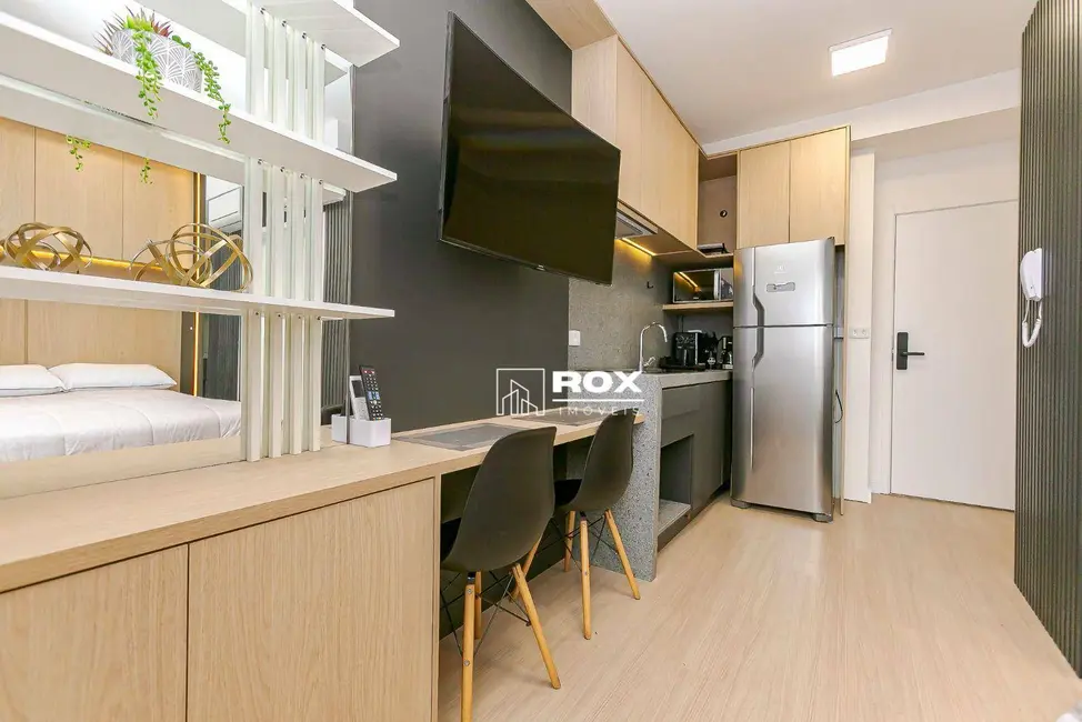 Foto 4 de Kitnet com 1 quarto para alugar, 31m2 em Centro, Curitiba - PR