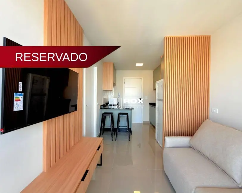 Apartamento com 1 quarto para alugar, 48m2 em Centro, Curitiba - PR - imagem 1 Foto 1 de Apartamento com 1 quarto para alugar, 48m2 em Centro, Curitiba - PR