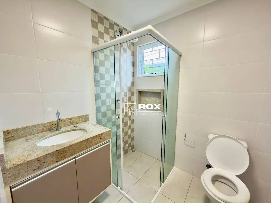 Foto 9 de Casa com 2 quartos para alugar, 140m2 em Butiatuvinha, Curitiba - PR
