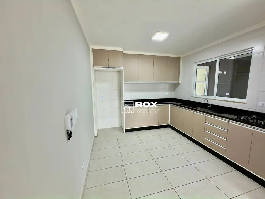Foto 5 de Casa com 2 quartos para alugar, 140m2 em Butiatuvinha, Curitiba - PR