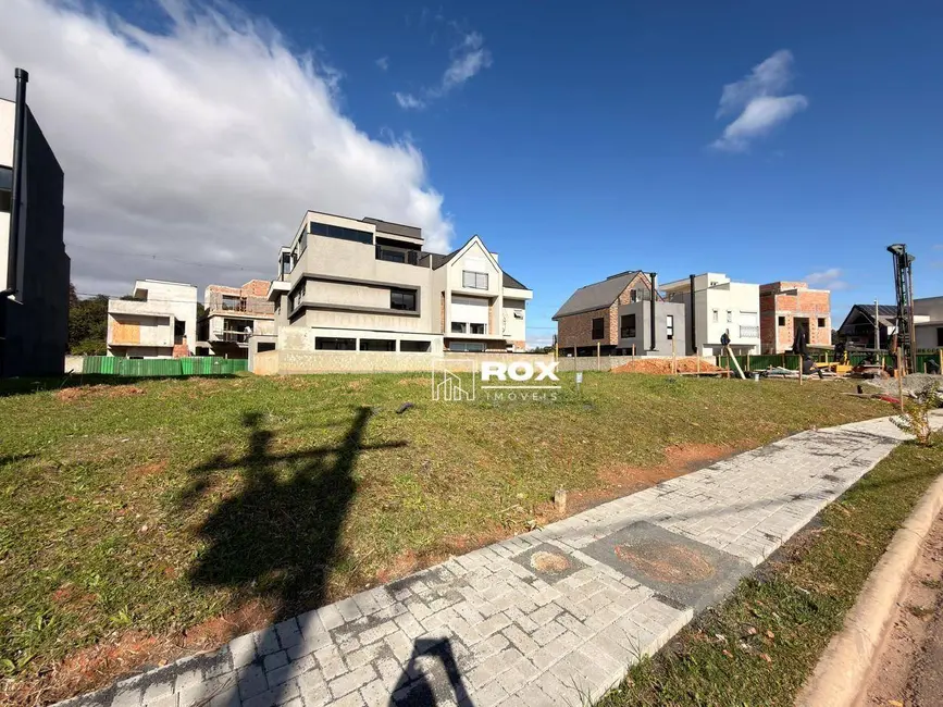Foto 2 de Terreno / Lote à venda, 124m2 em Santa Cândida, Curitiba - PR